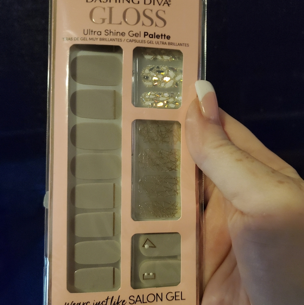 Dashing Diva Gloss Nail Strips